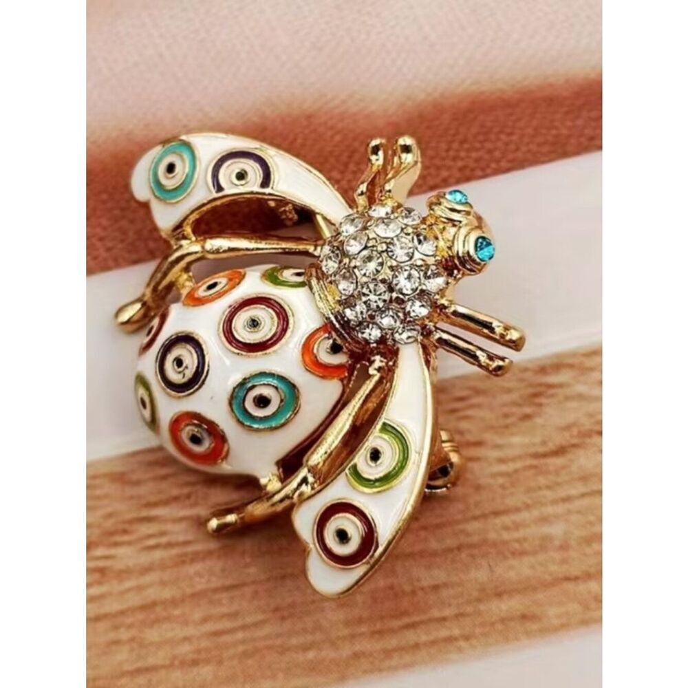 NWT Baroque Style Vintage Inspired Enamel Brooch Bee Design Lapel Pin Golden
